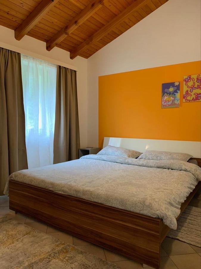 Grotto Pergola Bed & Breakfast Giornico Екстериор снимка
